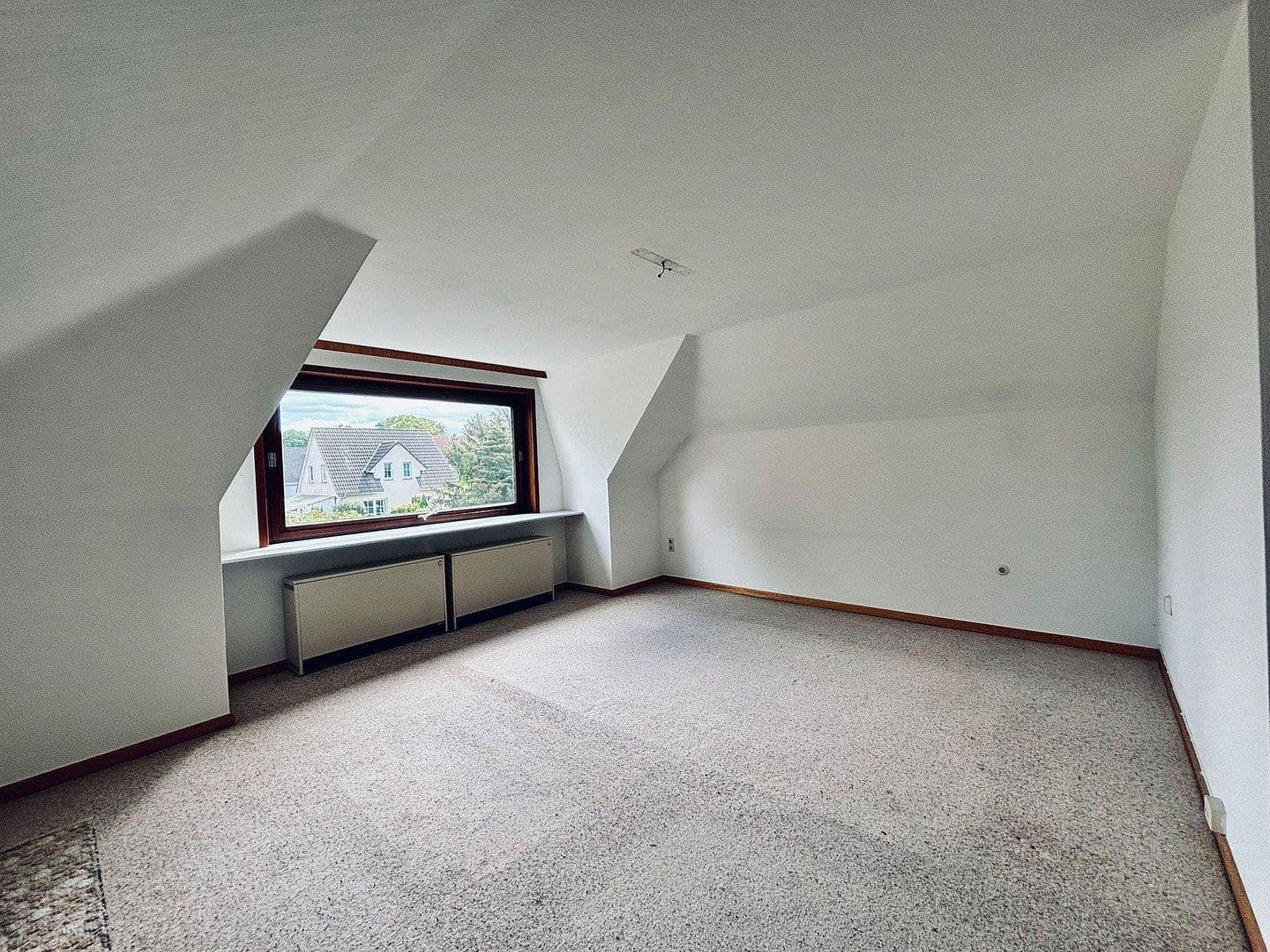 Prodej domu 192 m², pozemek 1.313 m², Büchen, Šlesvicko-Holštýnsko Prodej domu 192 m², pozemek 1.313 m², Büchen, Šlesvicko-Holštýnsko