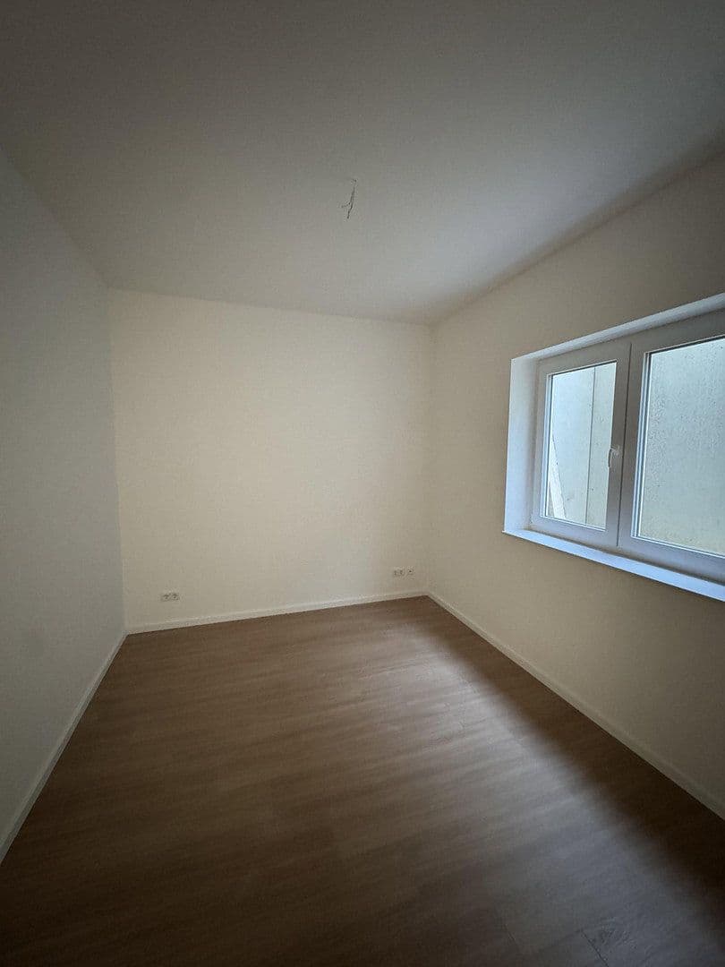 Pronájem bytu 3+1 73 m², Essenheim, Porýní-Falc Pronájem bytu 3+1 73 m², Essenheim, Porýní-Falc