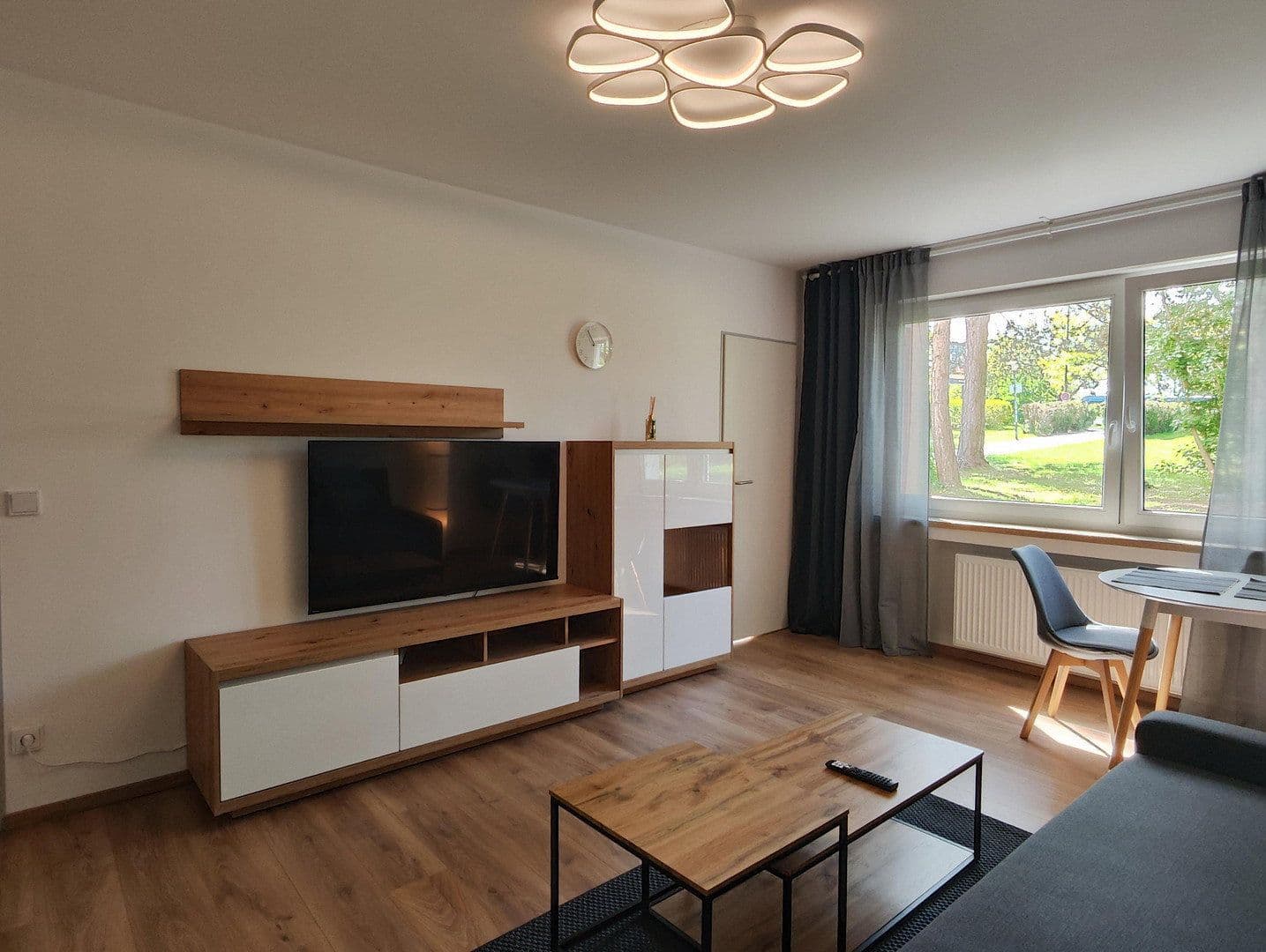 Pronájem bytu 1+1 27 m², Wernerwerkstraße 3, Regensburg, Bavorsko Pronájem bytu 1+1 27 m², Wernerwerkstraße 3, Regensburg, Bavorsko