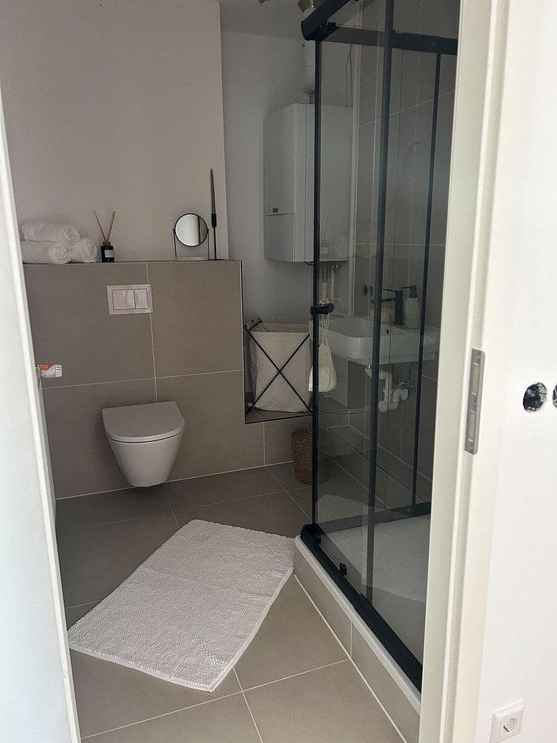 Pronájem bytu 3+1 75 m², Kreuzstraße, Osnabrück, Dolní Sasko Pronájem bytu 3+1 75 m², Kreuzstraße, Osnabrück, Dolní Sasko
