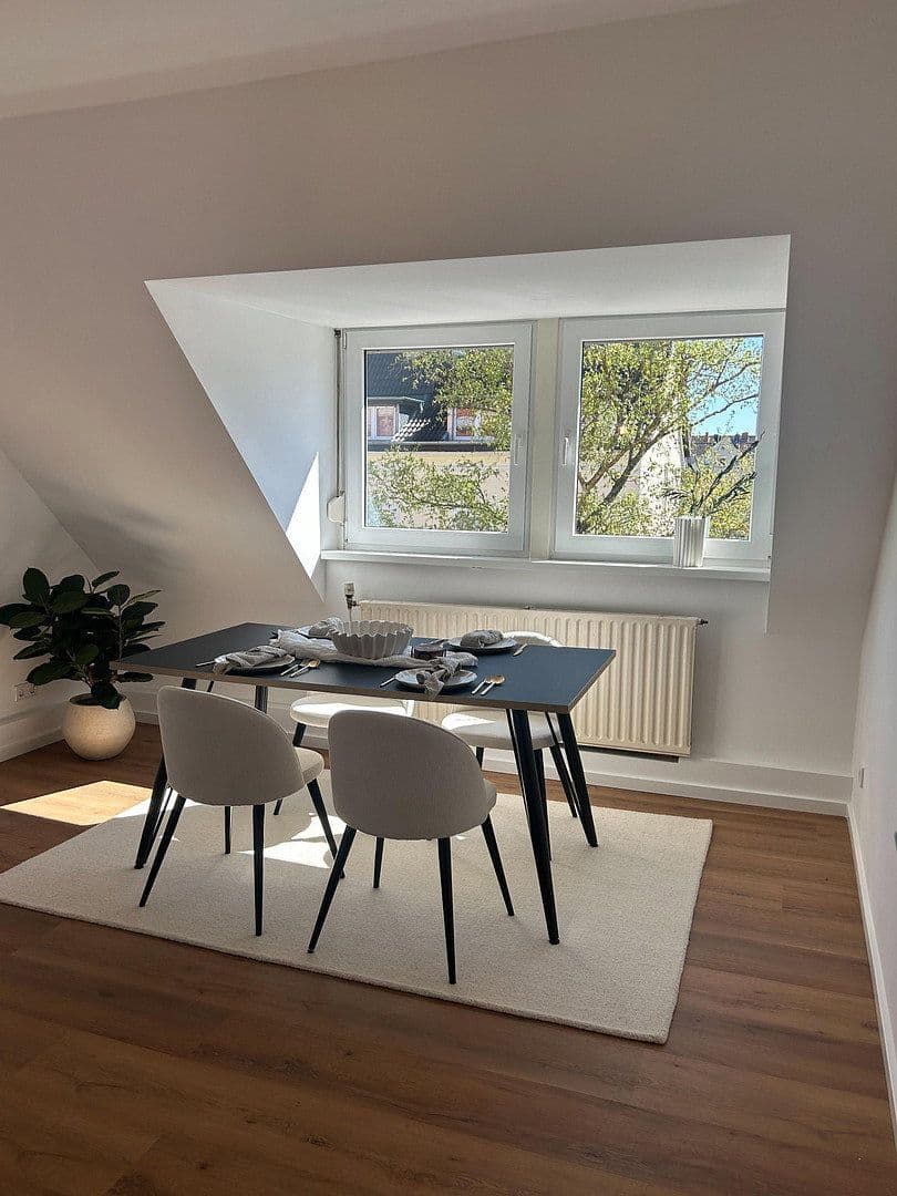 Pronájem bytu 3+1 75 m², Kreuzstraße, Osnabrück, Dolní Sasko Pronájem bytu 3+1 75 m², Kreuzstraße, Osnabrück, Dolní Sasko