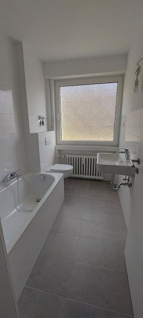 Pronájem bytu 2+1 63 m², Bedingrader Str. 165, Essen, Severní Porýní-Vestfálsko Pronájem bytu 2+1 63 m², Bedingrader Str. 165, Essen, Severní Porýní-Vestfálsko