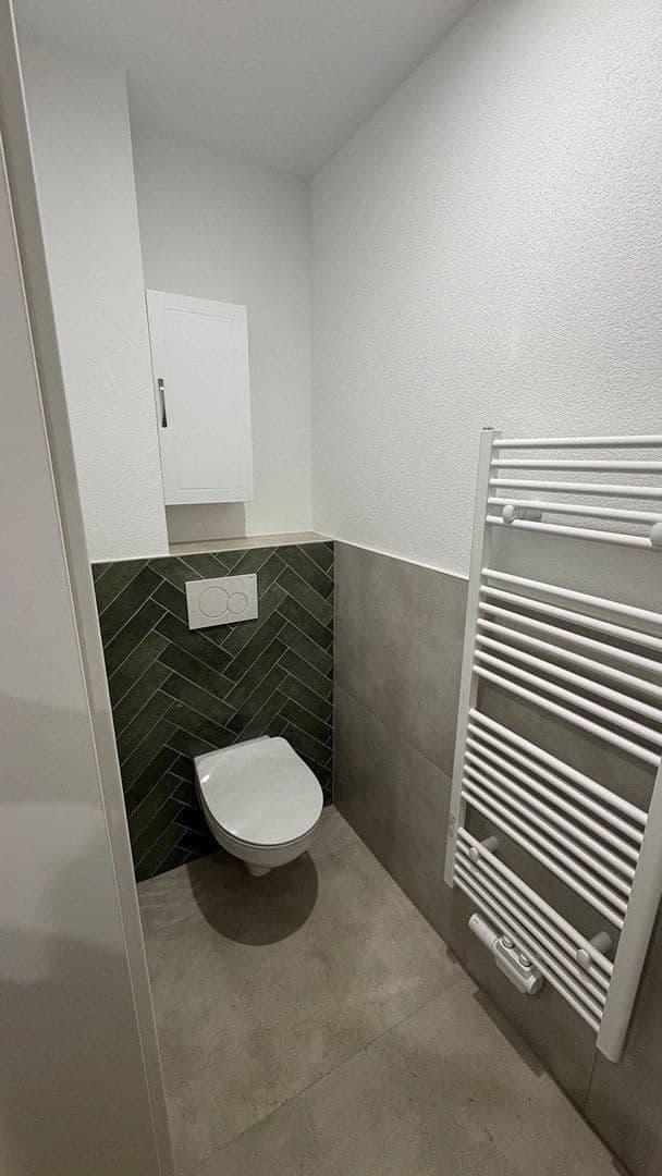 Pronájem bytu 3+1 60 m², Böblinger Straße 334, Stuttgart, Bádensko-Württembersko Pronájem bytu 3+1 60 m², Böblinger Straße 334, Stuttgart, Bádensko-Württembersko