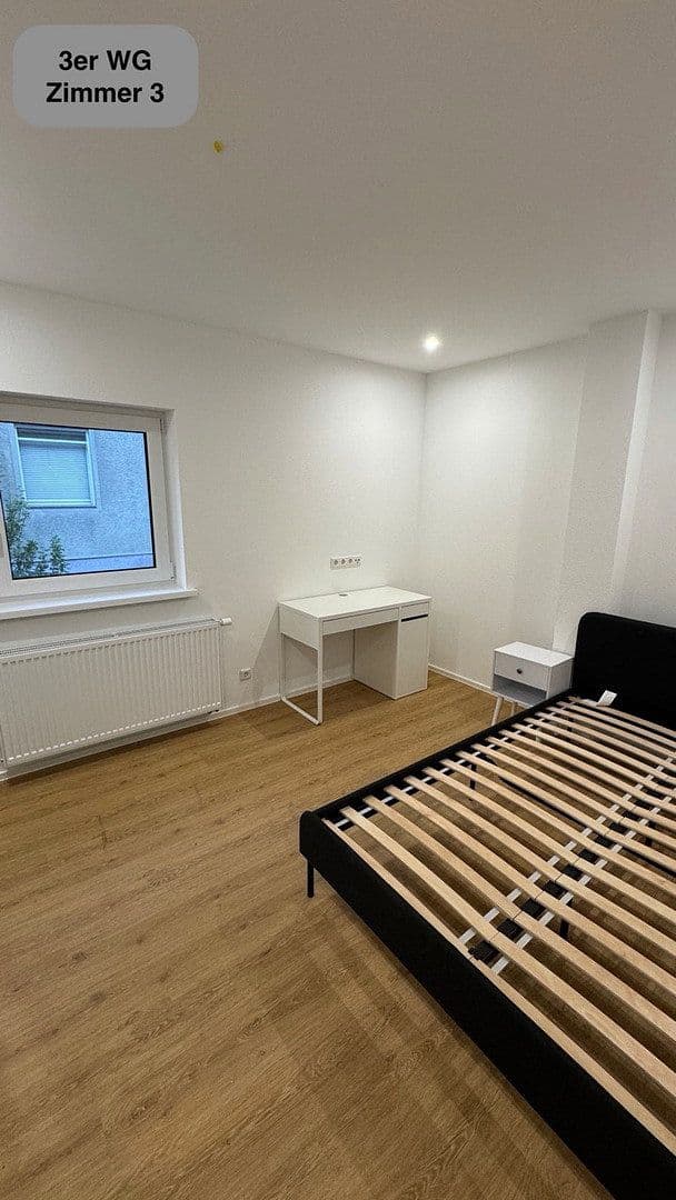 Pronájem bytu 3+1 60 m², Böblinger Straße 334, Stuttgart, Bádensko-Württembersko Pronájem bytu 3+1 60 m², Böblinger Straße 334, Stuttgart, Bádensko-Württembersko