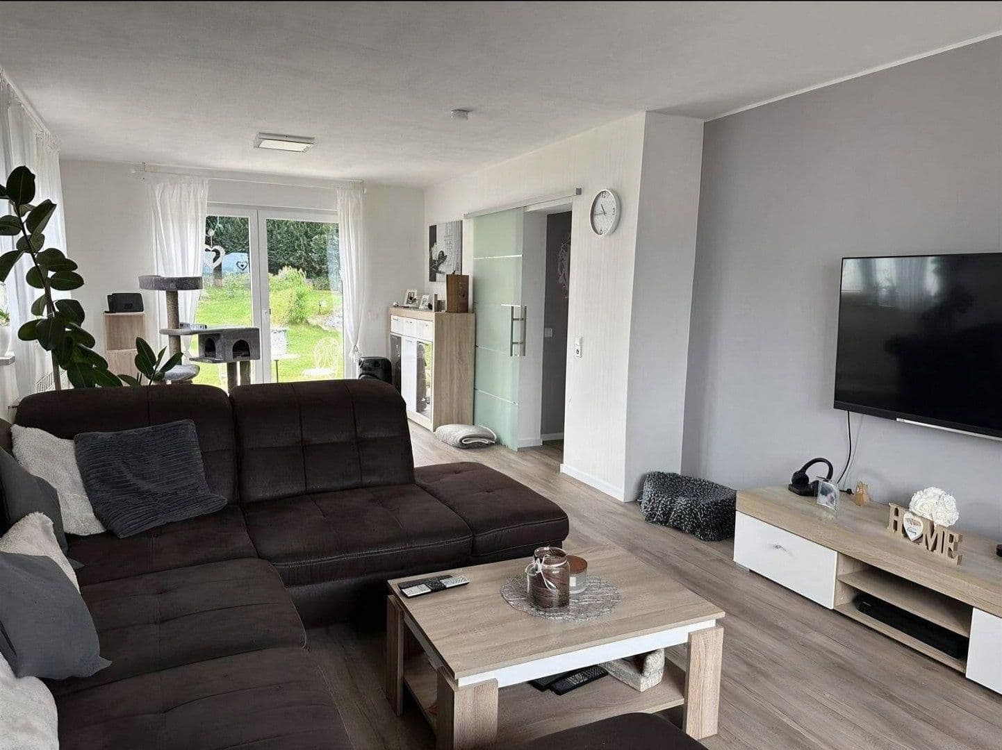 Prodej domu 180 m², pozemek 628 m², Ruschberg, Porýní-Falc Prodej domu 180 m², pozemek 628 m², Ruschberg, Porýní-Falc