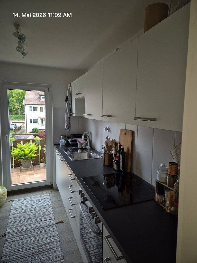Pronájem bytu 2+1 57 m², Stuttgart, Bádensko-Württembersko Pronájem bytu 2+1 57 m², Stuttgart, Bádensko-Württembersko