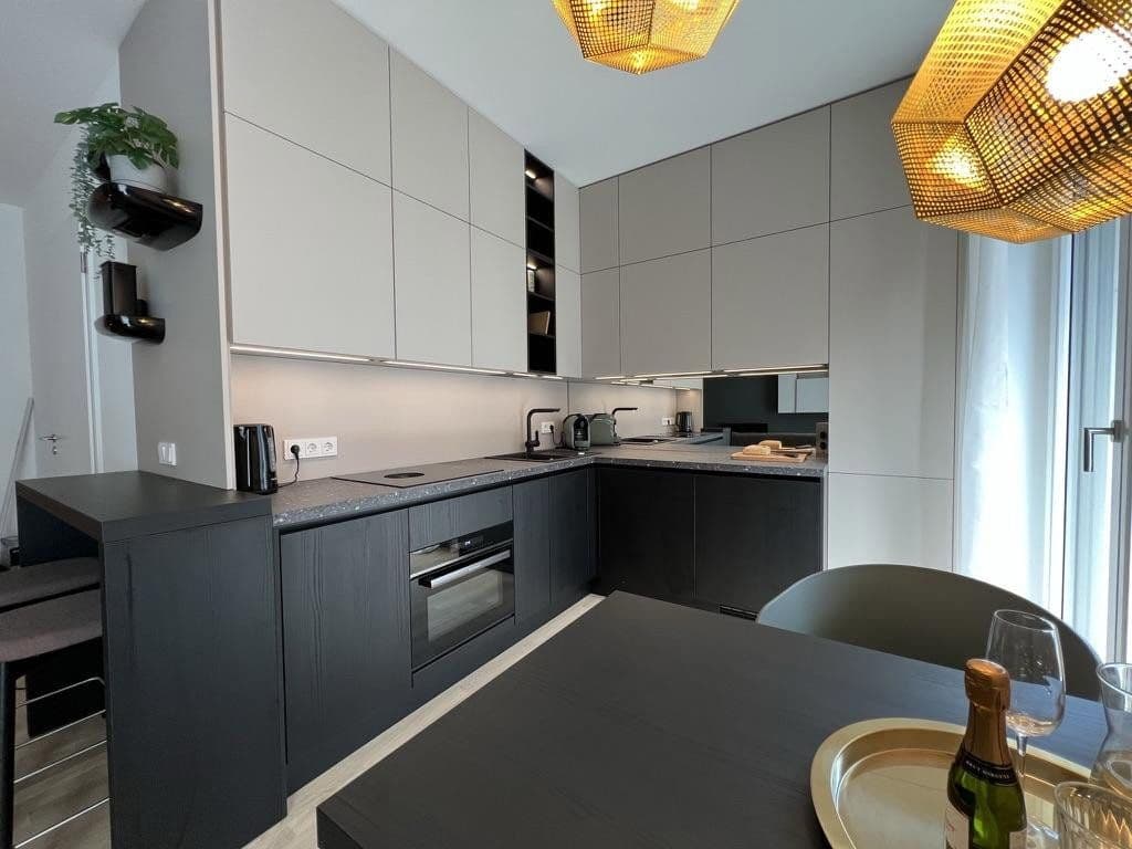 Pronájem bytu 2+1 56 m², Mühlenstraße 20, Berlin, Berlín Pronájem bytu 2+1 56 m², Mühlenstraße 20, Berlin, Berlín