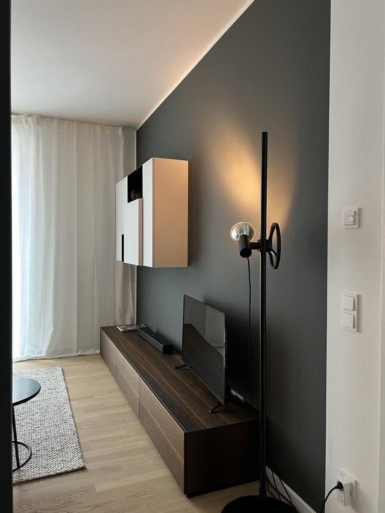 Pronájem bytu 2+1 56 m², Mühlenstraße 20, Berlin, Berlín Pronájem bytu 2+1 56 m², Mühlenstraße 20, Berlin, Berlín