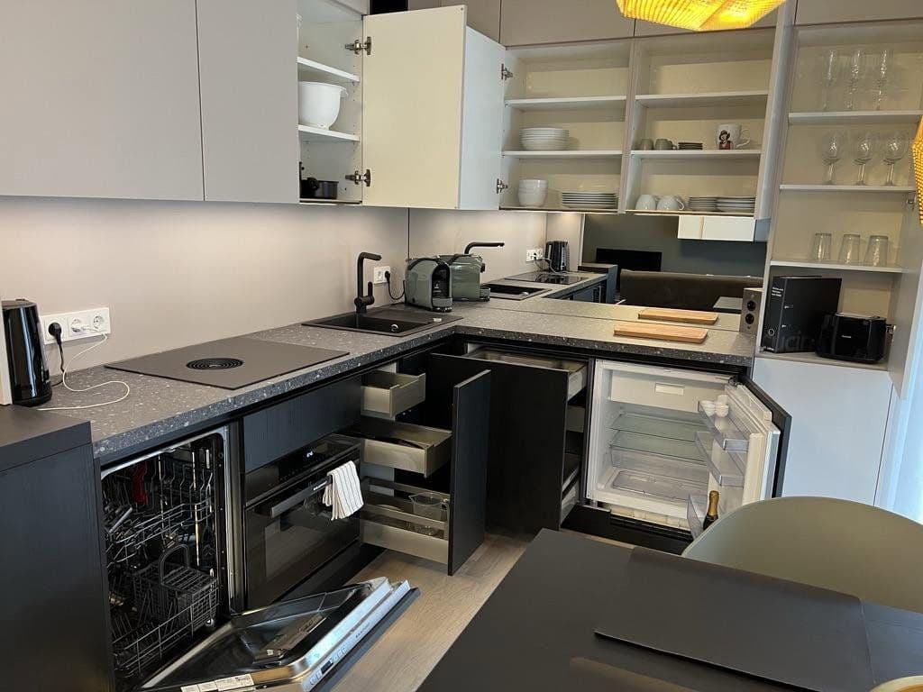 Pronájem bytu 2+1 56 m², Mühlenstraße 20, Berlin, Berlín Pronájem bytu 2+1 56 m², Mühlenstraße 20, Berlin, Berlín
