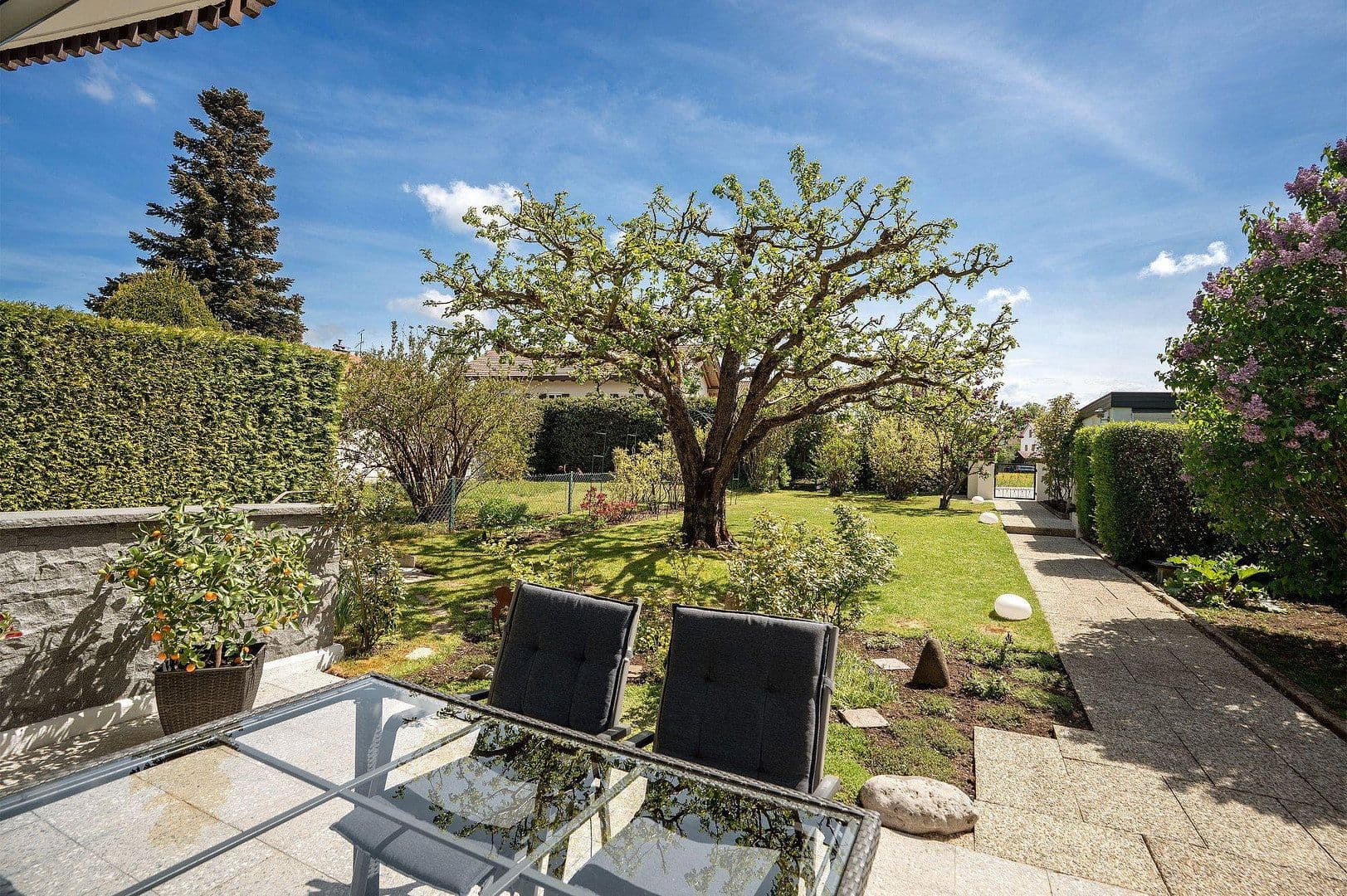 Prodej domu 153 m², pozemek 494 m², Jahnsteig 27, Otterfing, Bavorsko Prodej domu 153 m², pozemek 494 m², Jahnsteig 27, Otterfing, Bavorsko