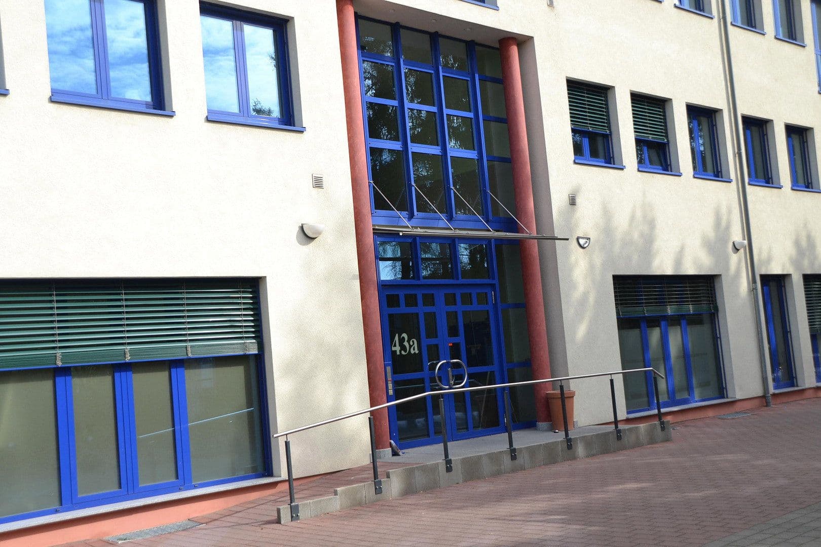Pronájem bytu 3+1 93 m², Schulstraße 43a, Hattersheim am Main, Hessen Pronájem bytu 3+1 93 m², Schulstraße 43a, Hattersheim am Main, Hessen
