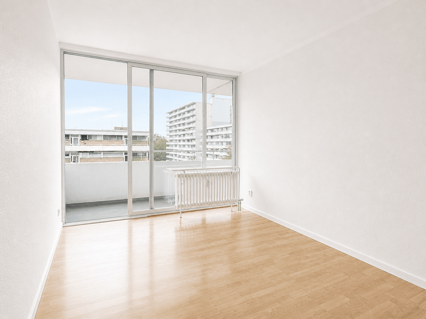 Pronájem bytu 3+1 83 m², Nussbaumallee 4, Kerpen, Severní Porýní-Vestfálsko Pronájem bytu 3+1 83 m², Nussbaumallee 4, Kerpen, Severní Porýní-Vestfálsko