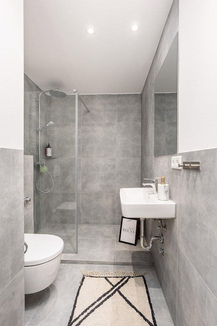 Prodej bytu 4+1 90 m², Düsseldorf, Severní Porýní-Vestfálsko Prodej bytu 4+1 90 m², Düsseldorf, Severní Porýní-Vestfálsko