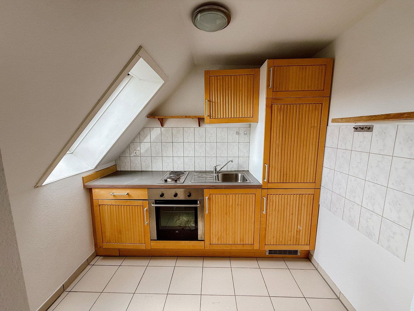 Pronájem bytu 2+1 39 m², Jägerstr. 3, Ludwigsburg, Bádensko-Württembersko Pronájem bytu 2+1 39 m², Jägerstr. 3, Ludwigsburg, Bádensko-Württembersko