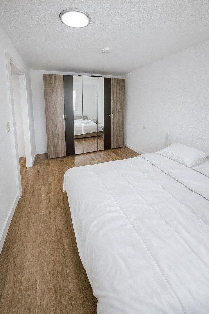 Pronájem bytu 2+1 39 m², Jägerstr. 3, Ludwigsburg, Bádensko-Württembersko Pronájem bytu 2+1 39 m², Jägerstr. 3, Ludwigsburg, Bádensko-Württembersko