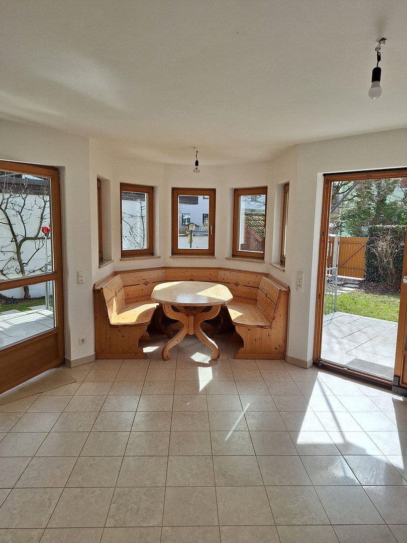 Prodej bytu 3+1 91 m², München, Bavorsko Prodej bytu 3+1 91 m², München, Bavorsko