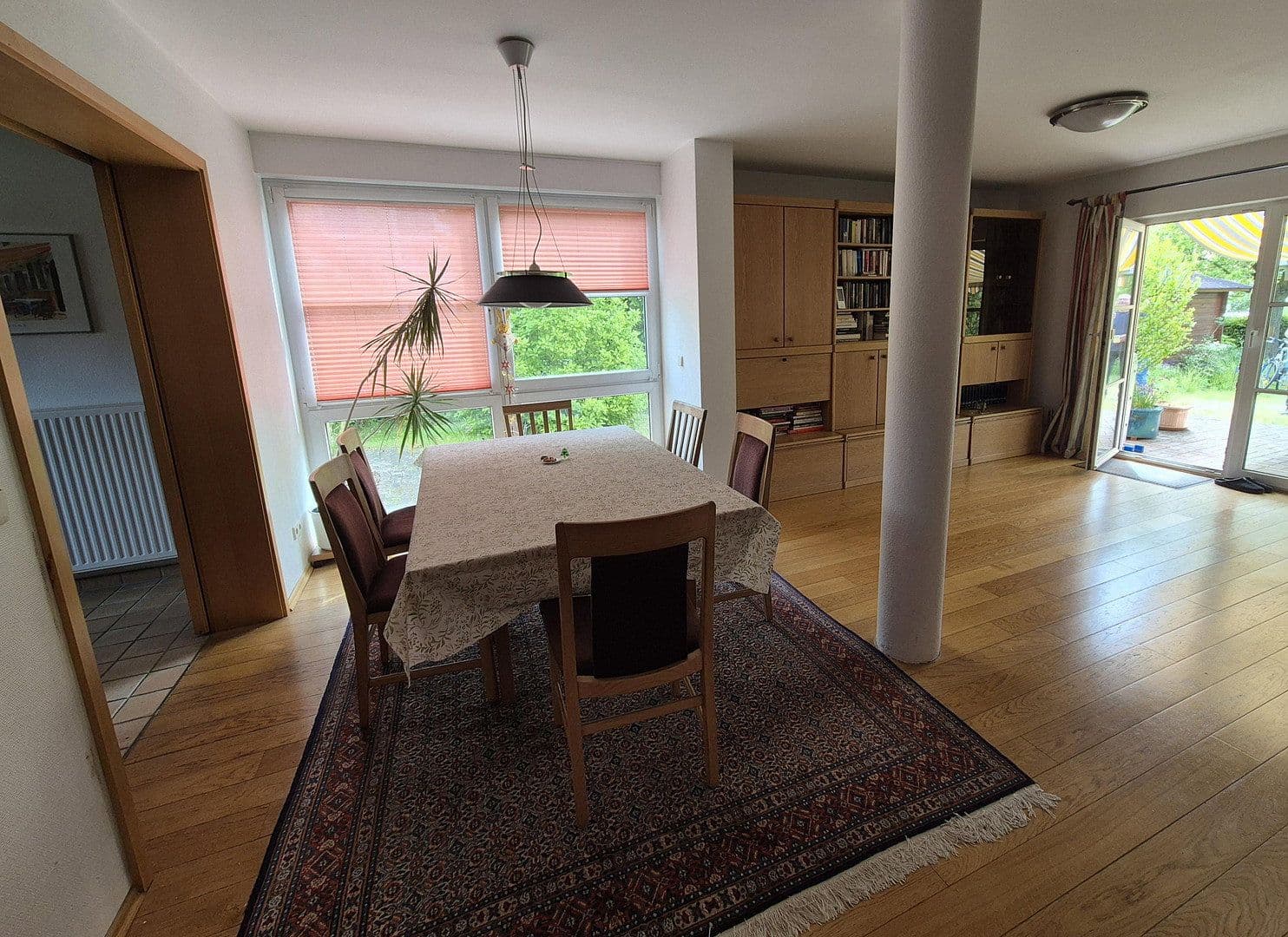 Prodej domu 132 m², pozemek 515 m², Berlin-Biesdorf, Berlín Prodej domu 132 m², pozemek 515 m², Berlin-Biesdorf, Berlín