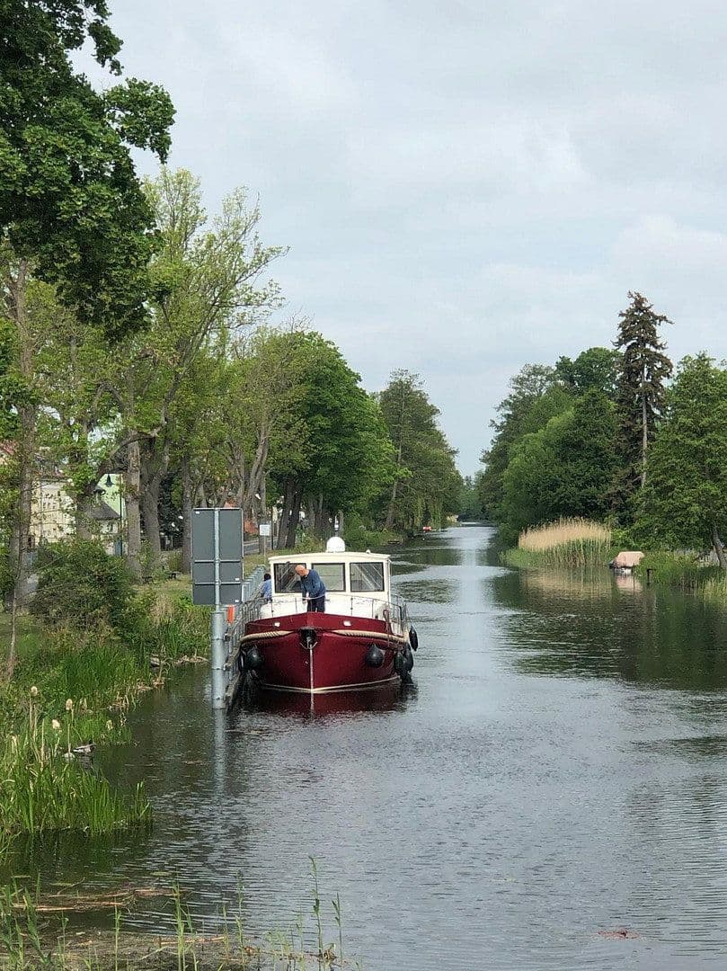 Prodej domu 434 m², pozemek 1.000 m², Wandlitz, Braniborsko Prodej domu 434 m², pozemek 1.000 m², Wandlitz, Braniborsko