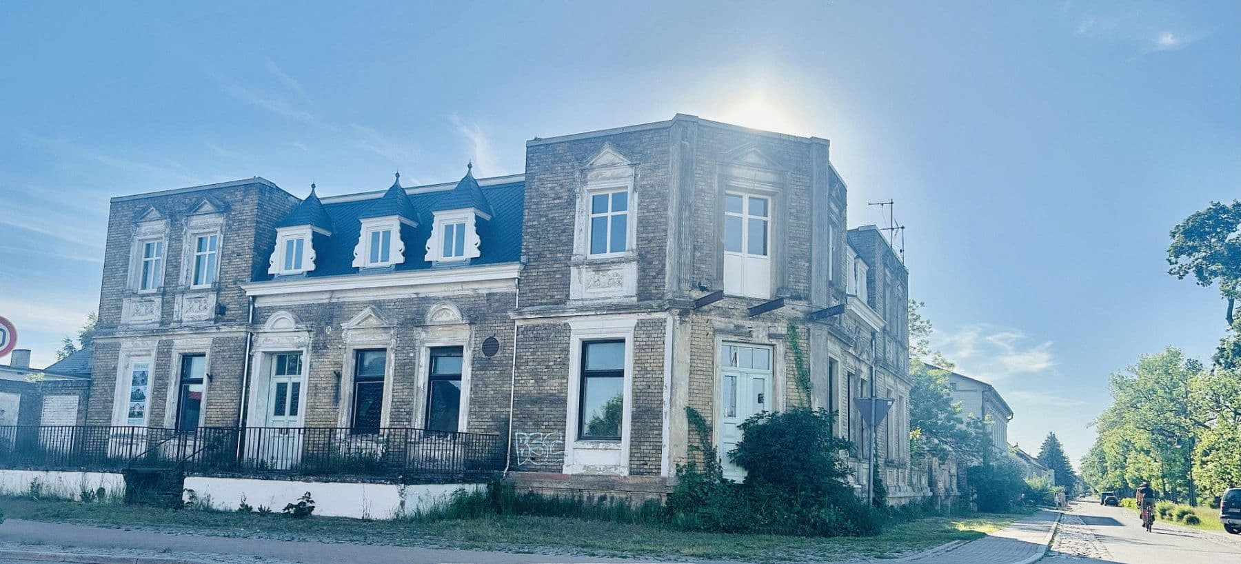 Prodej domu 434 m², pozemek 1.000 m², Wandlitz, Braniborsko Prodej domu 434 m², pozemek 1.000 m², Wandlitz, Braniborsko