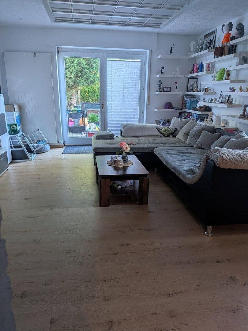 Prodej domu 295 m², pozemek 1.223 m², Strothmannsweg 44a, Osnabrück, Dolní Sasko Prodej domu 295 m², pozemek 1.223 m², Strothmannsweg 44a, Osnabrück, Dolní Sasko