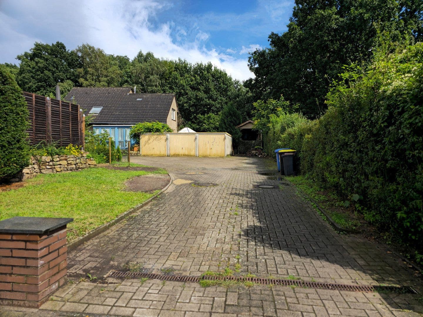 Prodej domu 295 m², pozemek 1.223 m², Strothmannsweg 44a, Osnabrück, Dolní Sasko Prodej domu 295 m², pozemek 1.223 m², Strothmannsweg 44a, Osnabrück, Dolní Sasko