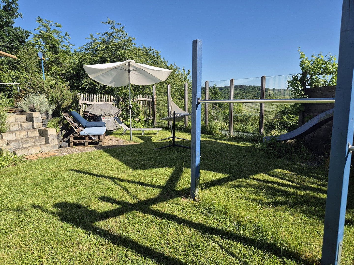 Prodej domu 257 m², pozemek 669 m², Dattenberg, Porýní-Falc Prodej domu 257 m², pozemek 669 m², Dattenberg, Porýní-Falc