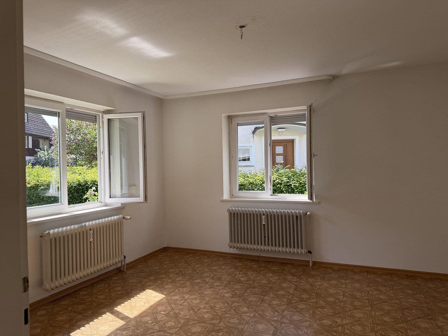 Prodej domu 150 m², pozemek 647 m², Freudenstadt, Bádensko-Württembersko Prodej domu 150 m², pozemek 647 m², Freudenstadt, Bádensko-Württembersko