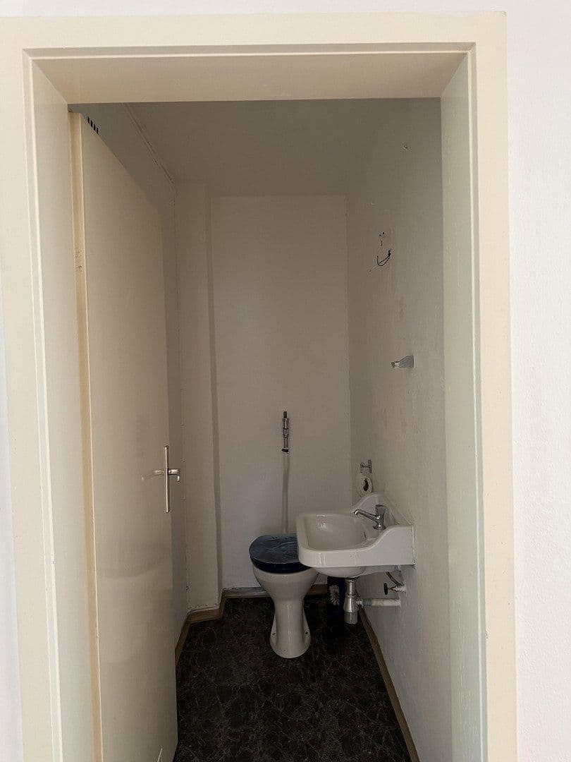 Prodej domu 150 m², pozemek 647 m², Freudenstadt, Bádensko-Württembersko Prodej domu 150 m², pozemek 647 m², Freudenstadt, Bádensko-Württembersko