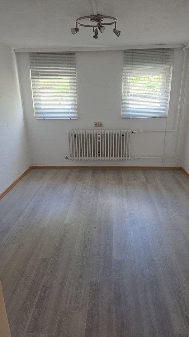 Prodej domu 150 m², pozemek 647 m², Freudenstadt, Bádensko-Württembersko Prodej domu 150 m², pozemek 647 m², Freudenstadt, Bádensko-Württembersko