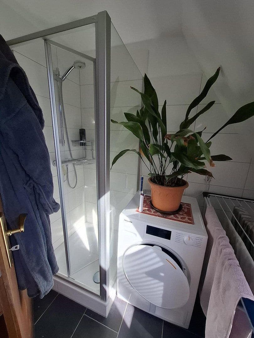Pronájem bytu 4+1 109 m², Volksdorfer Weg 54c, Hamburg, Hamburg Pronájem bytu 4+1 109 m², Volksdorfer Weg 54c, Hamburg, Hamburg