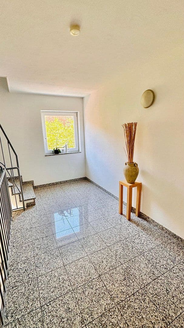 Prodej bytu 4+1 125 m², Hauptstraße 108 A, Schwegenheim, Porýní-Falc Prodej bytu 4+1 125 m², Hauptstraße 108 A, Schwegenheim, Porýní-Falc