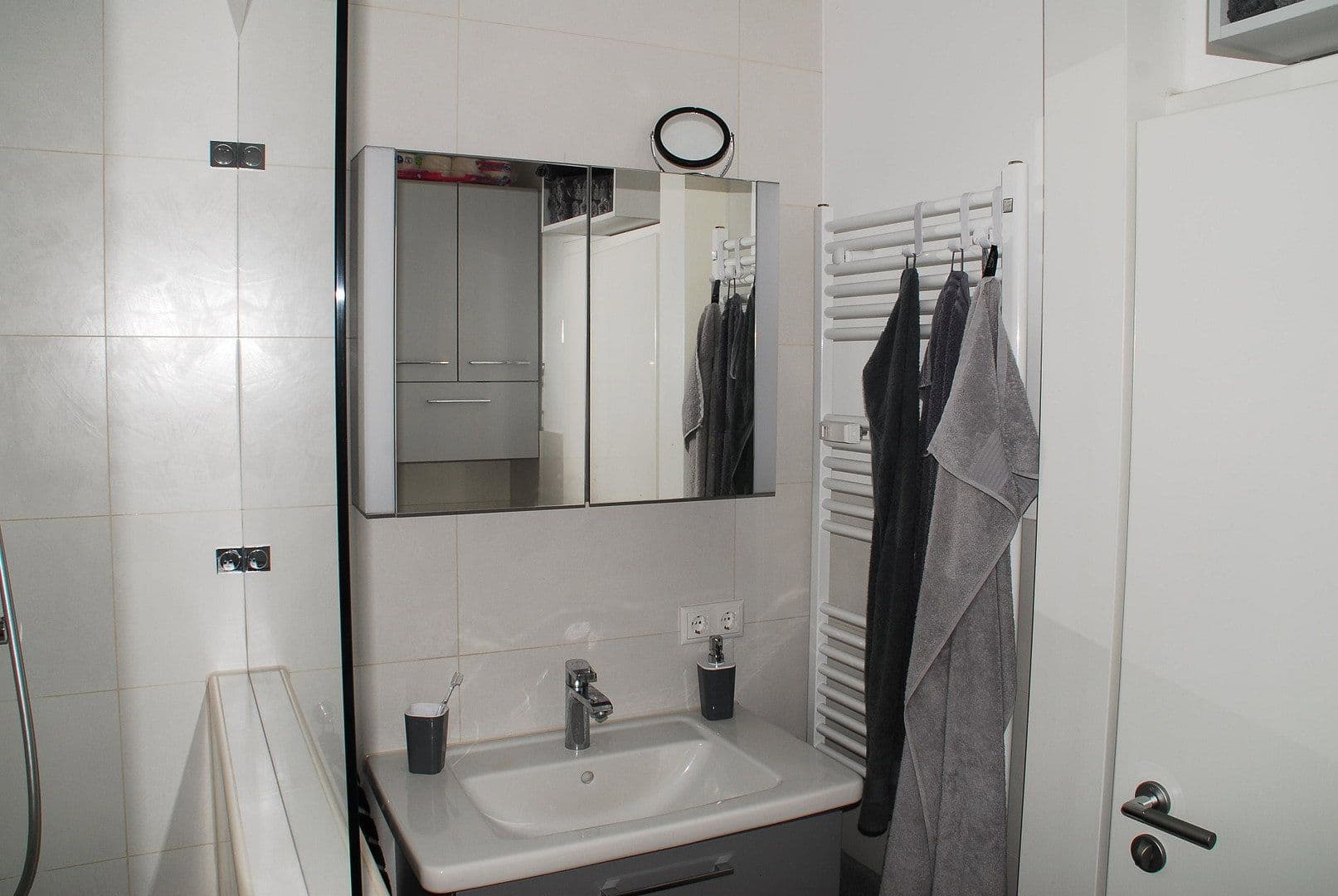 Prodej bytu 3+1 64 m², Winterhuder Weg 53c, Hamburg, Hamburg Prodej bytu 3+1 64 m², Winterhuder Weg 53c, Hamburg, Hamburg