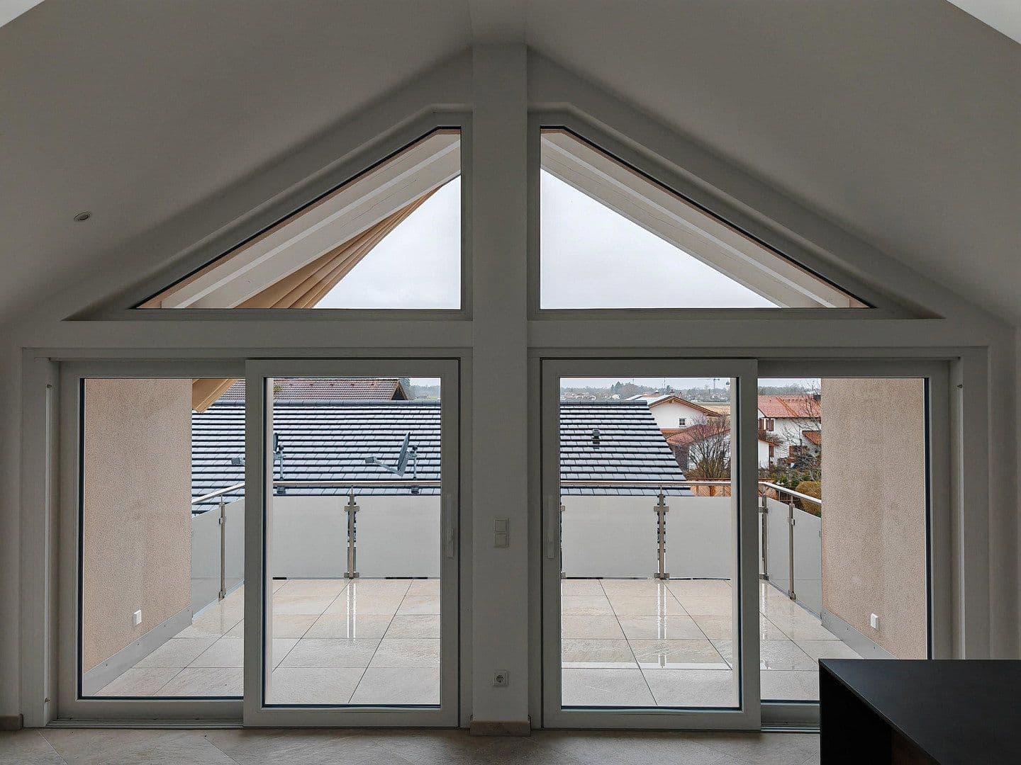 Prodej bytu 4+1 170 m², Erlenweg, Brunnthal, Bavorsko Prodej bytu 4+1 170 m², Erlenweg, Brunnthal, Bavorsko