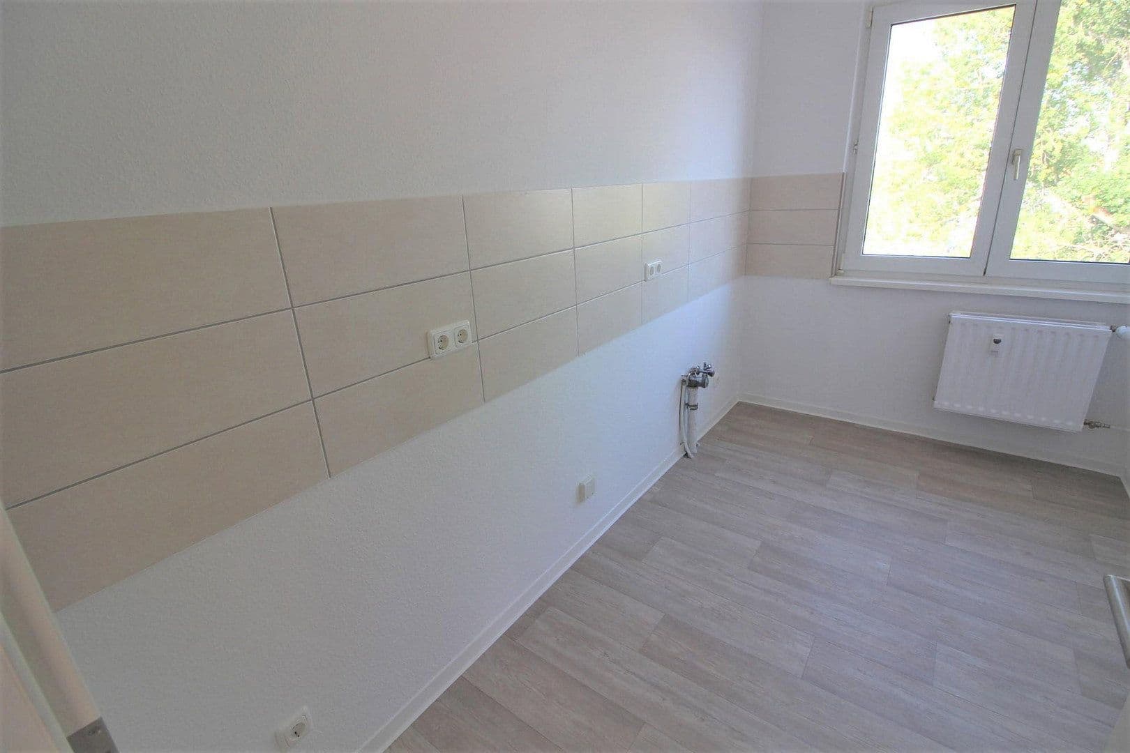 Pronájem bytu 2+1 46 m², Welsleber Straße 29, Magdeburg, Sasko-Anhaltsko Pronájem bytu 2+1 46 m², Welsleber Straße 29, Magdeburg, Sasko-Anhaltsko