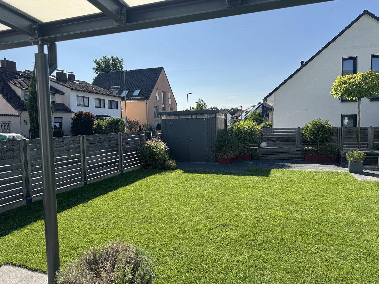 Prodej domu 190 m², pozemek 380 m², Neu-Isenburg, Hessen Prodej domu 190 m², pozemek 380 m², Neu-Isenburg, Hessen