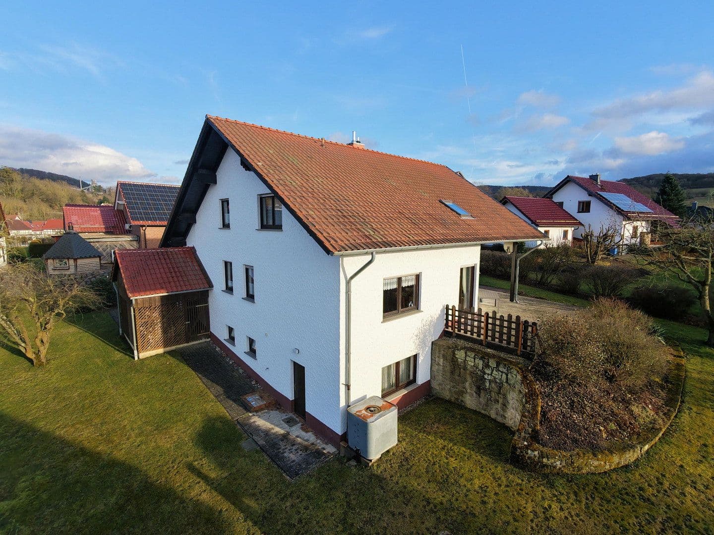 Prodej domu 190 m², pozemek 1.263 m², Frielendorf, Hessen Prodej domu 190 m², pozemek 1.263 m², Frielendorf, Hessen