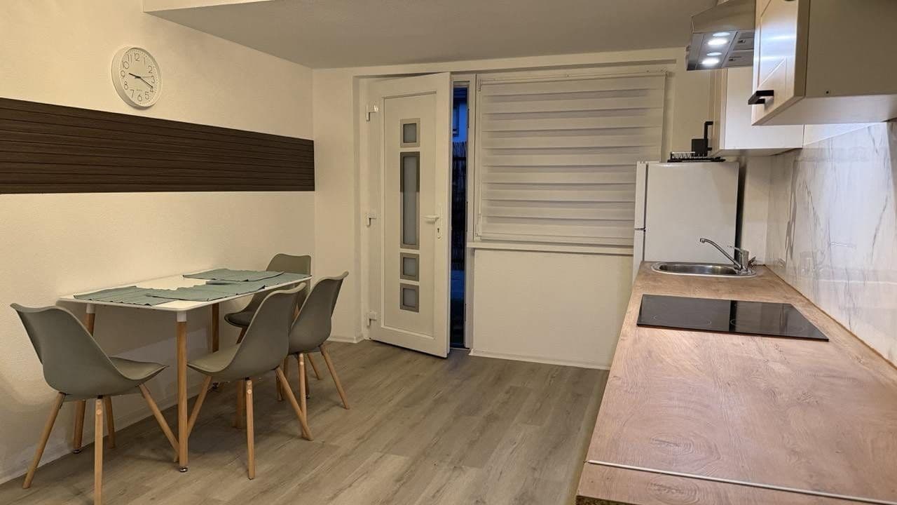 Pronájem bytu 2+1 51 m², Leimen, Bádensko-Württembersko Pronájem bytu 2+1 51 m², Leimen, Bádensko-Württembersko