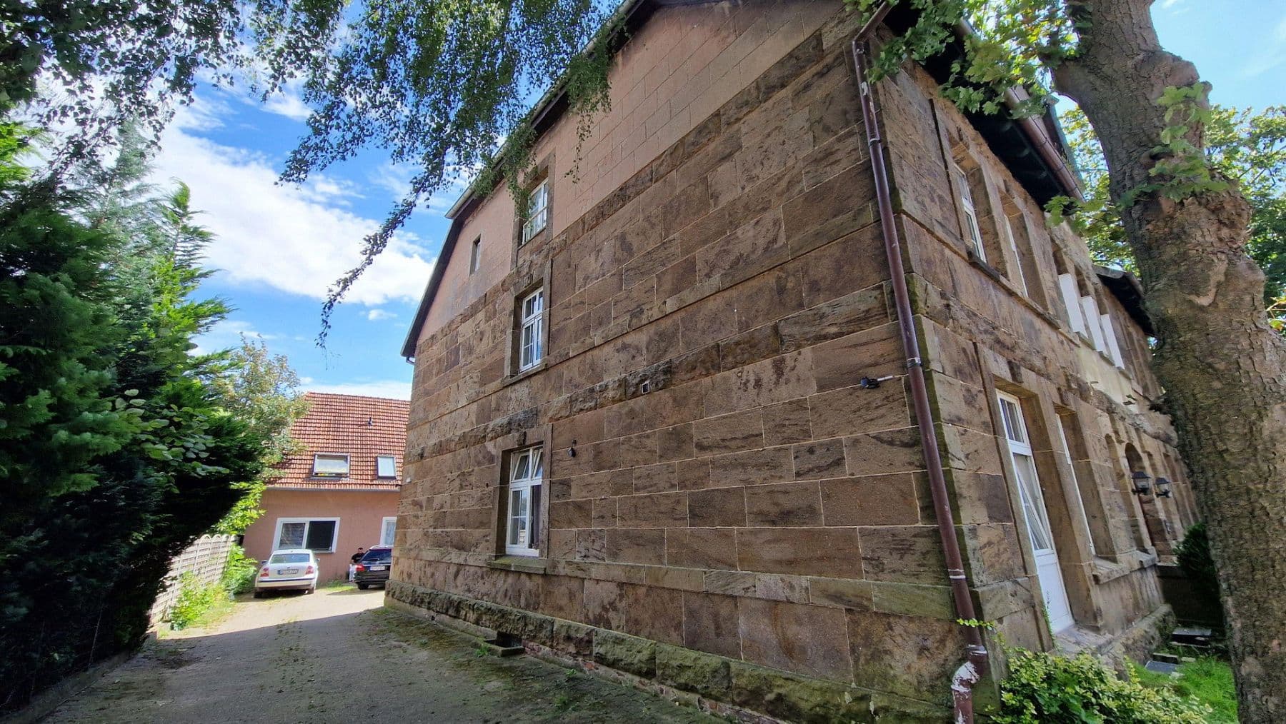 Prodej domu 725 m², pozemek 1.200 m², Porta Westfalica, Severní Porýní-Vestfálsko Prodej domu 725 m², pozemek 1.200 m², Porta Westfalica, Severní Porýní-Vestfálsko