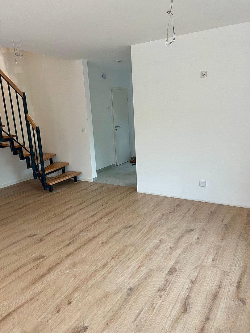 Pronájem domu 100 m², pozemek 335 m², Brookweg 34b, Wentorf bei Hamburg, Šlesvicko-Holštýnsko Pronájem domu 100 m², pozemek 335 m², Brookweg 34b, Wentorf bei Hamburg, Šlesvicko-Holštýnsko