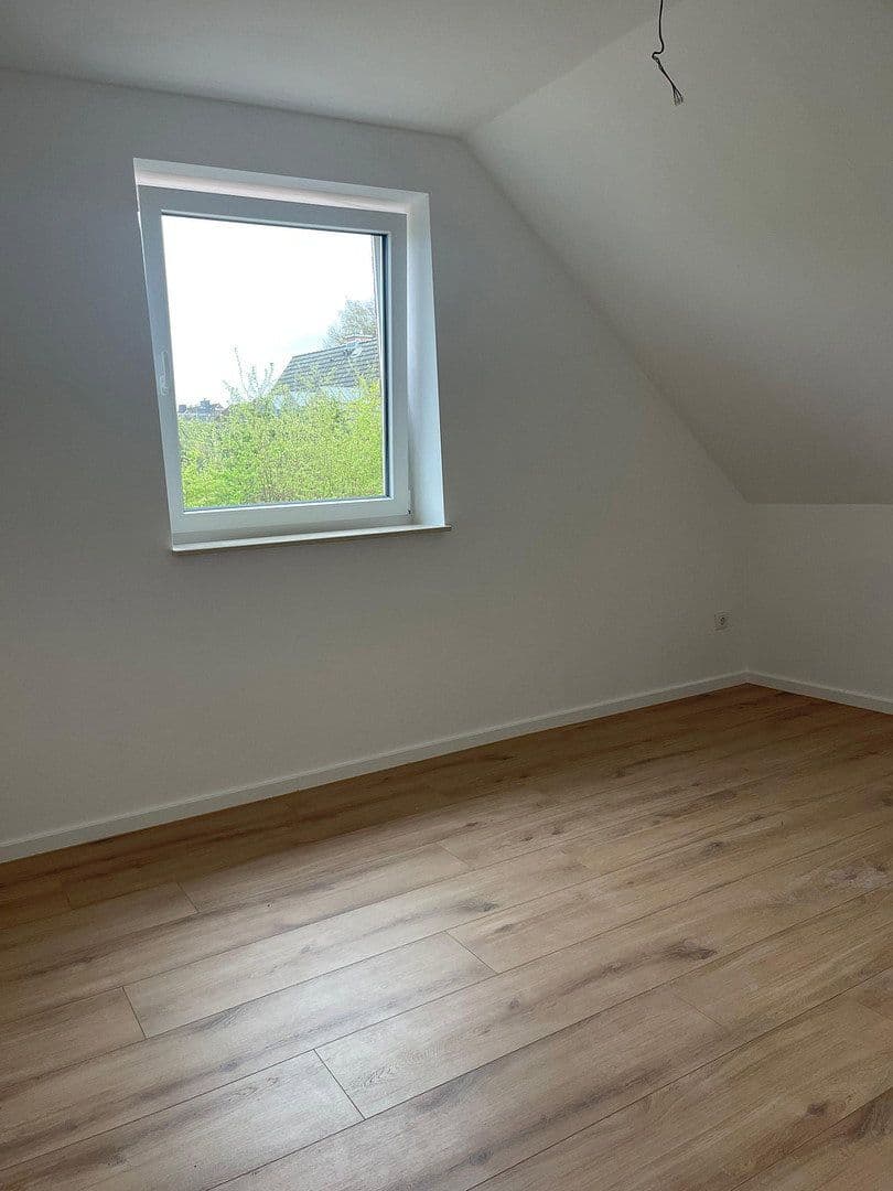 Pronájem domu 100 m², pozemek 335 m², Brookweg 34b, Wentorf bei Hamburg, Šlesvicko-Holštýnsko Pronájem domu 100 m², pozemek 335 m², Brookweg 34b, Wentorf bei Hamburg, Šlesvicko-Holštýnsko