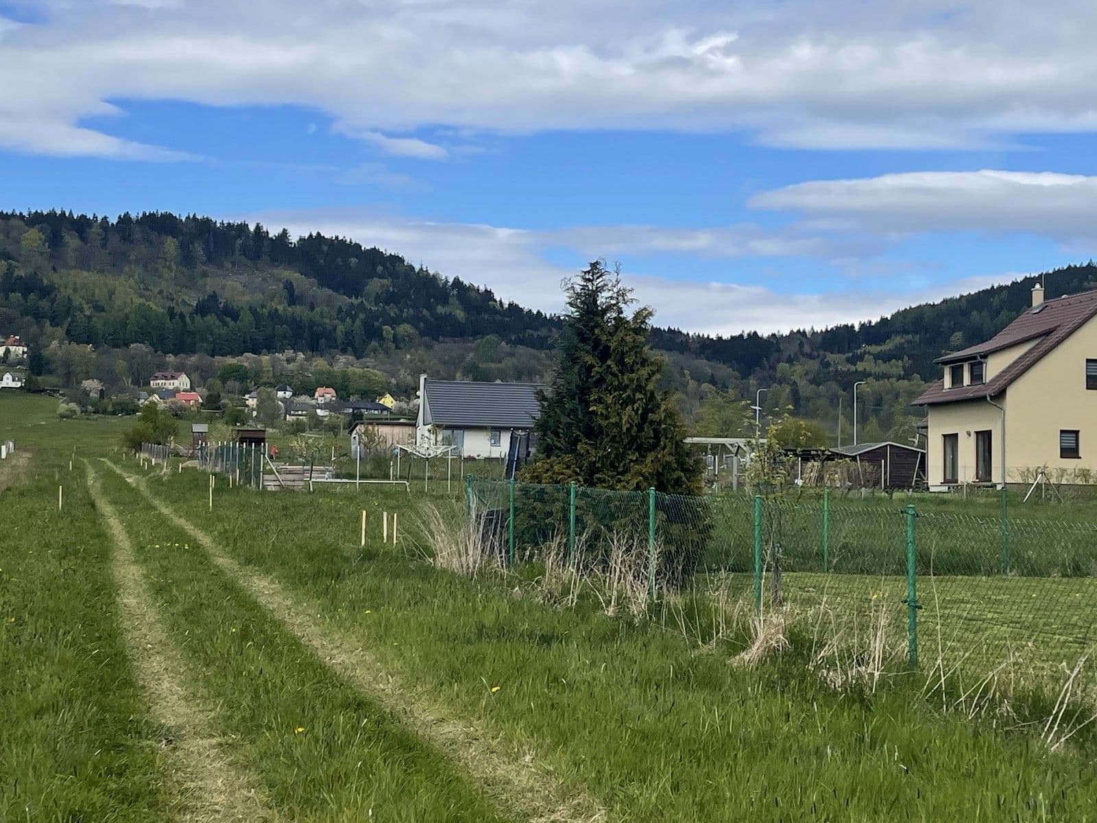 Prodej pozemku 1.506 m², Křižany, Liberecký kraj Prodej pozemku 1.506 m², Křižany, Liberecký kraj
