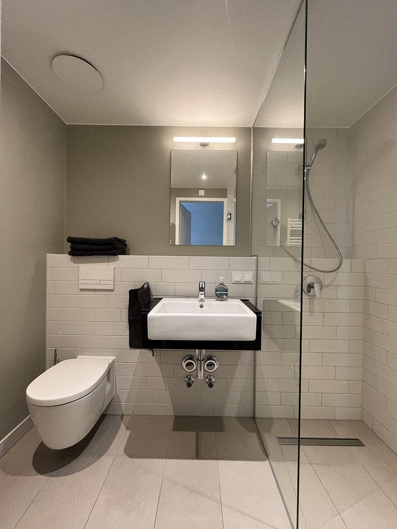 Pronájem bytu 1+kk 34 m², Lehrter Str 24B, Berlin, Berlín Pronájem bytu 1+kk 34 m², Lehrter Str 24B, Berlin, Berlín