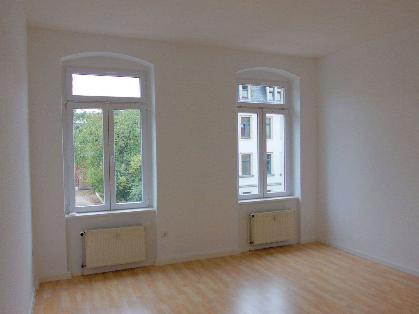 Pronájem bytu 3+1 80 m², Nöthnitzer Str. 21, Dresden, Sasko Pronájem bytu 3+1 80 m², Nöthnitzer Str. 21, Dresden, Sasko
