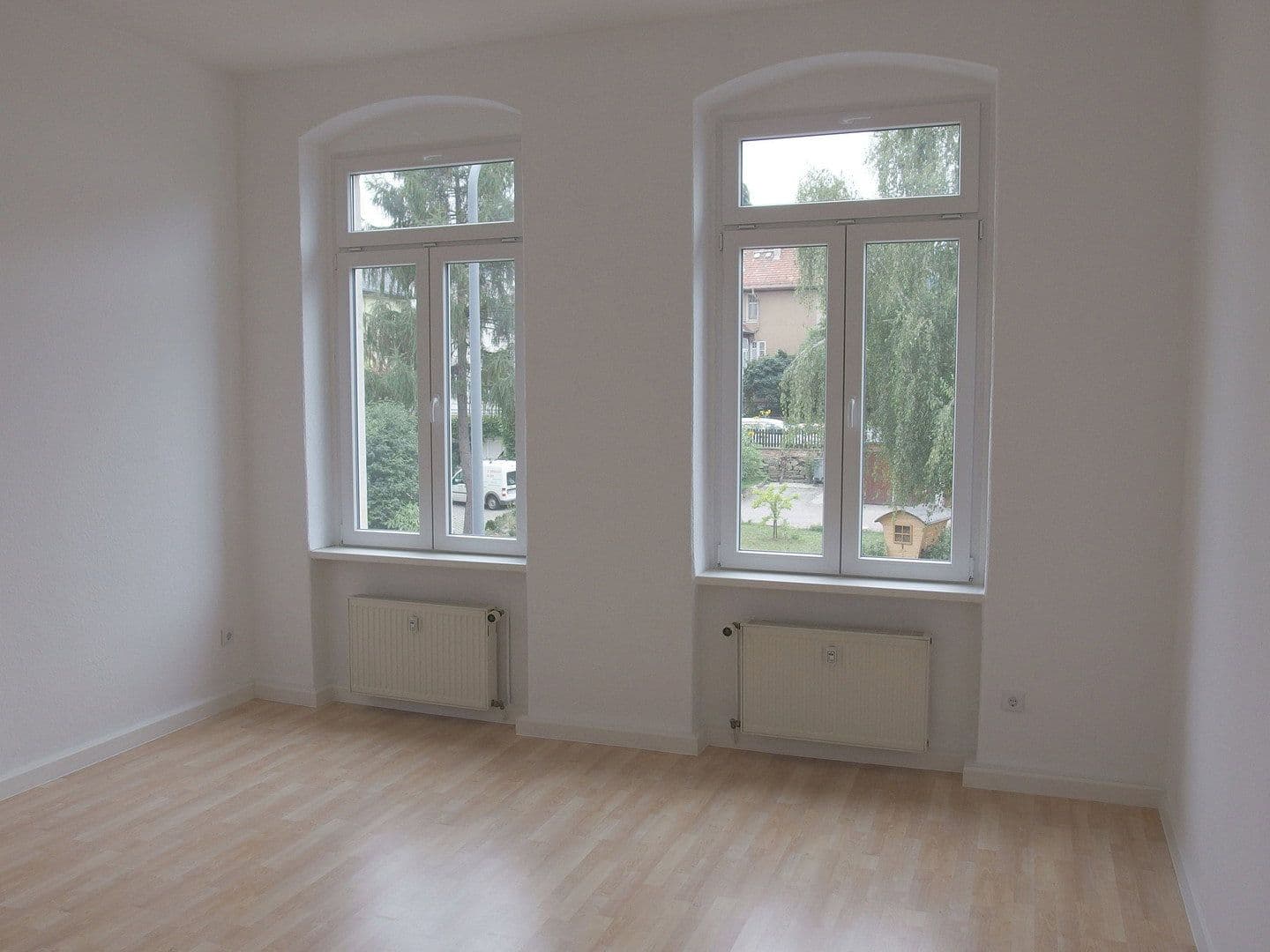 Pronájem bytu 3+1 80 m², Nöthnitzer Str. 21, Dresden, Sasko Pronájem bytu 3+1 80 m², Nöthnitzer Str. 21, Dresden, Sasko