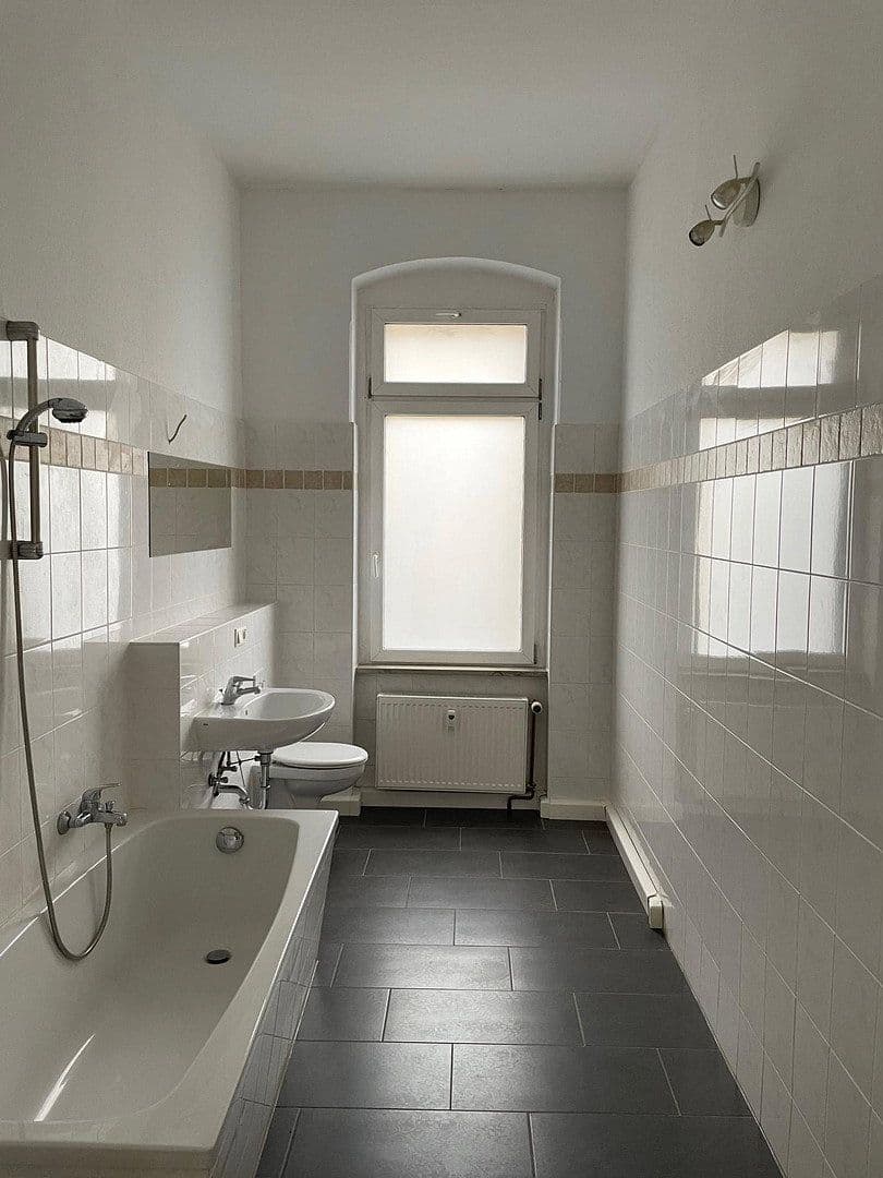 Pronájem bytu 3+1 80 m², Nöthnitzer Str. 21, Dresden, Sasko Pronájem bytu 3+1 80 m², Nöthnitzer Str. 21, Dresden, Sasko