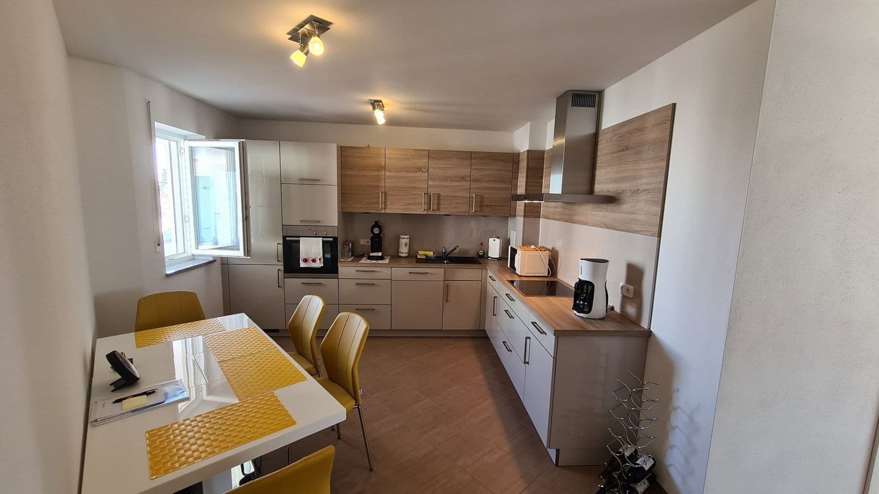 Pronájem bytu 2+1 67 m², Brauereiweg 3, Feldkirchen bei München, Bavorsko Pronájem bytu 2+1 67 m², Brauereiweg 3, Feldkirchen bei München, Bavorsko