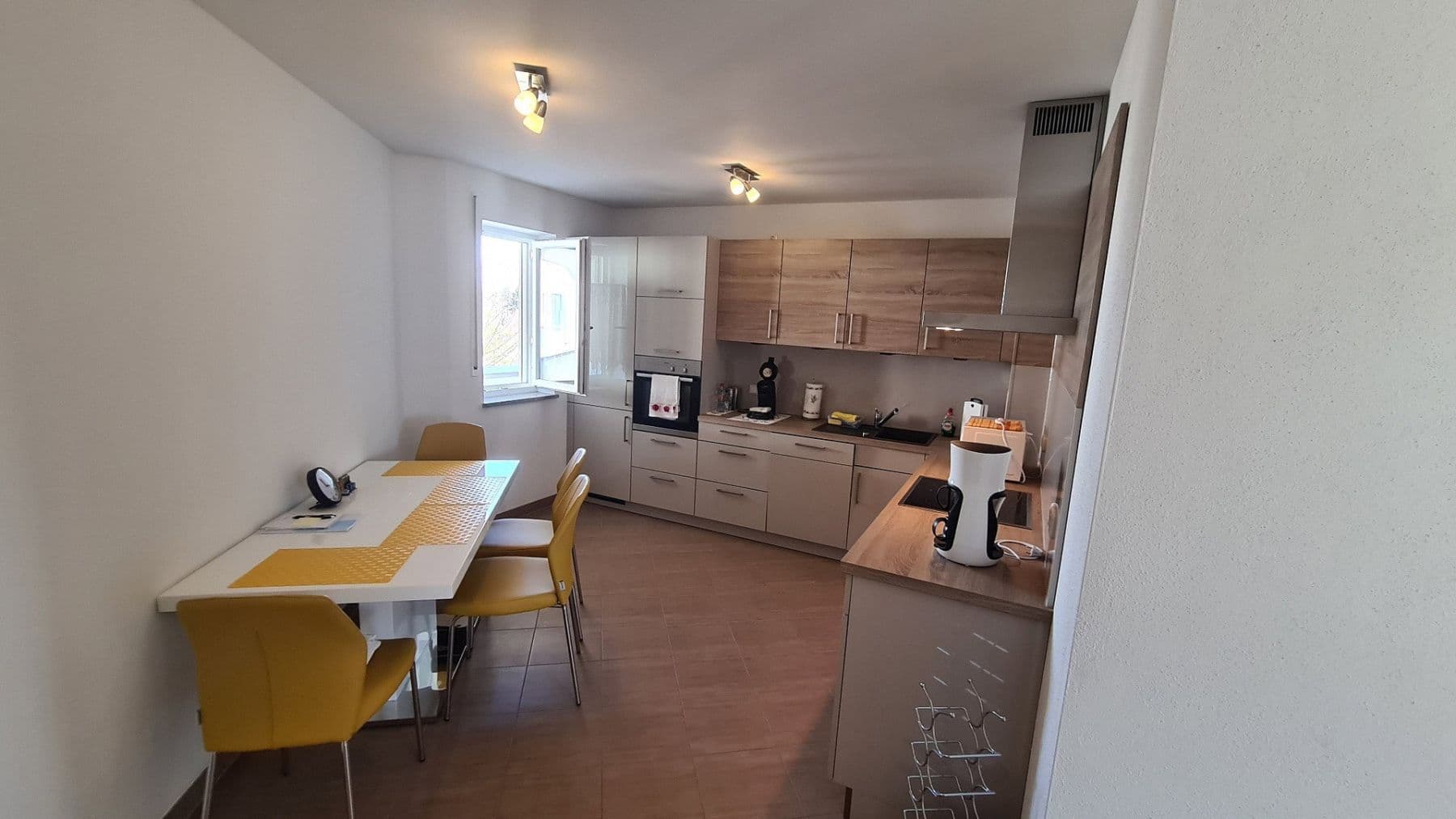 Pronájem bytu 2+1 67 m², Brauereiweg 3, Feldkirchen bei München, Bavorsko Pronájem bytu 2+1 67 m², Brauereiweg 3, Feldkirchen bei München, Bavorsko
