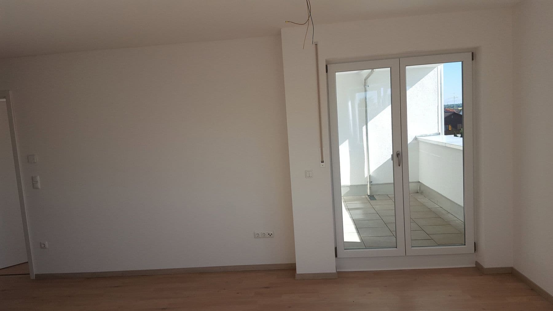 Pronájem bytu 2+1 67 m², Brauereiweg 3, Feldkirchen bei München, Bavorsko Pronájem bytu 2+1 67 m², Brauereiweg 3, Feldkirchen bei München, Bavorsko