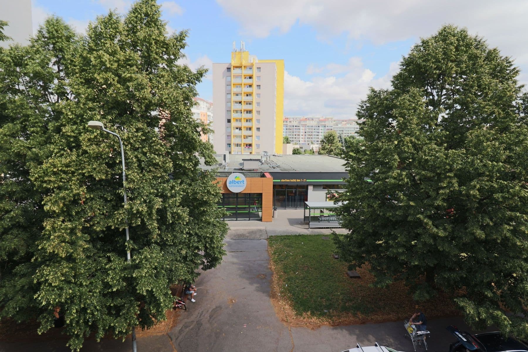 Pronájem bytu 2+kk 52 m², Frýdecká, Praha, Praha Pronájem bytu 2+kk 52 m², Frýdecká, Praha, Praha