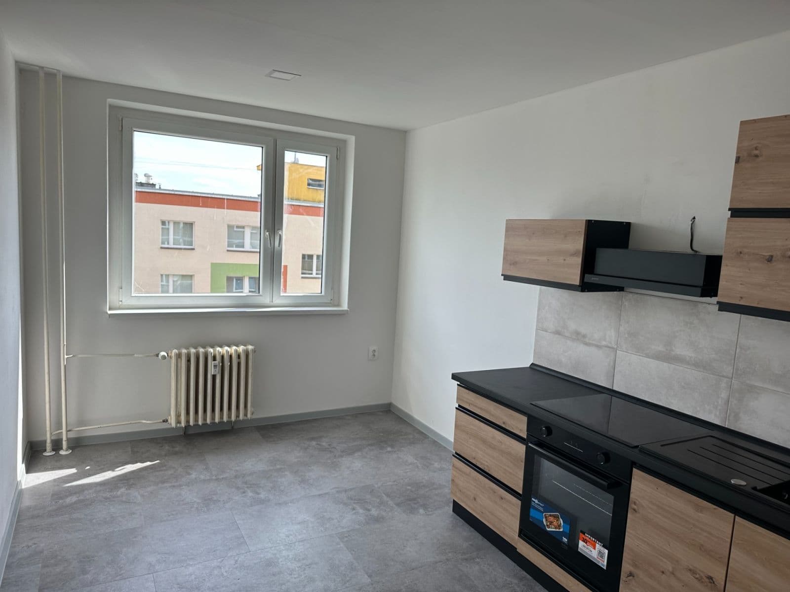 Pronájem bytu 3+1 78 m², Poláčkova, Ústí nad Labem, Ústecký kraj Pronájem bytu 3+1 78 m², Poláčkova, Ústí nad Labem, Ústecký kraj